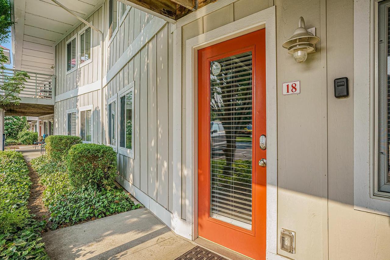 Bluebird Condo Douglas Εξωτερικό φωτογραφία